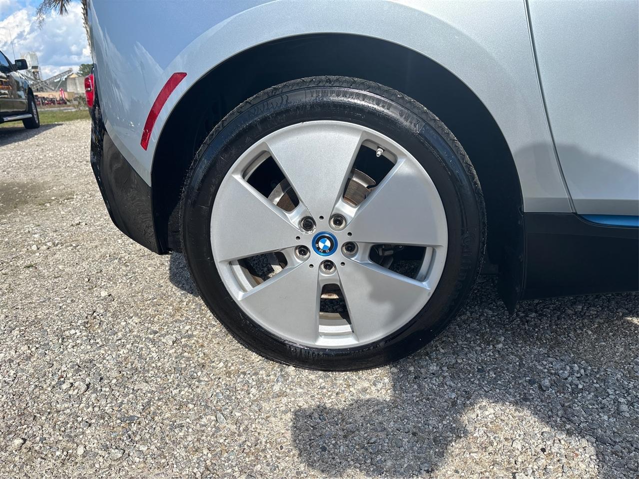 BMW i3 Base w/Range Extender 2015