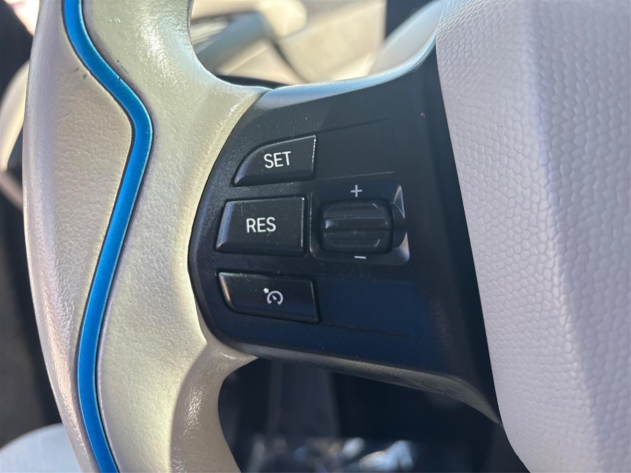 BMW i3 Base w/Range Extender 2015