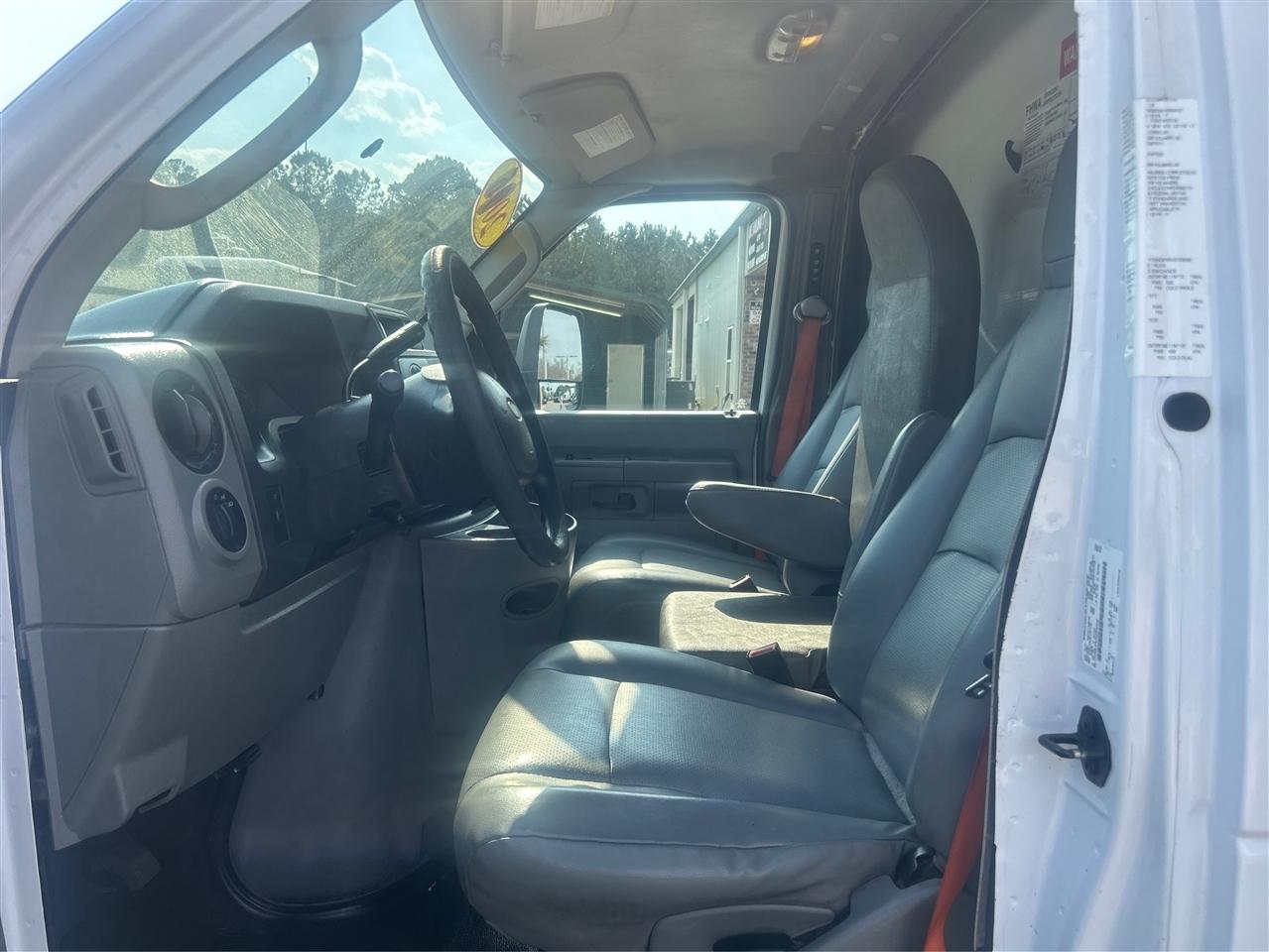 Ford Econoline E350 2017