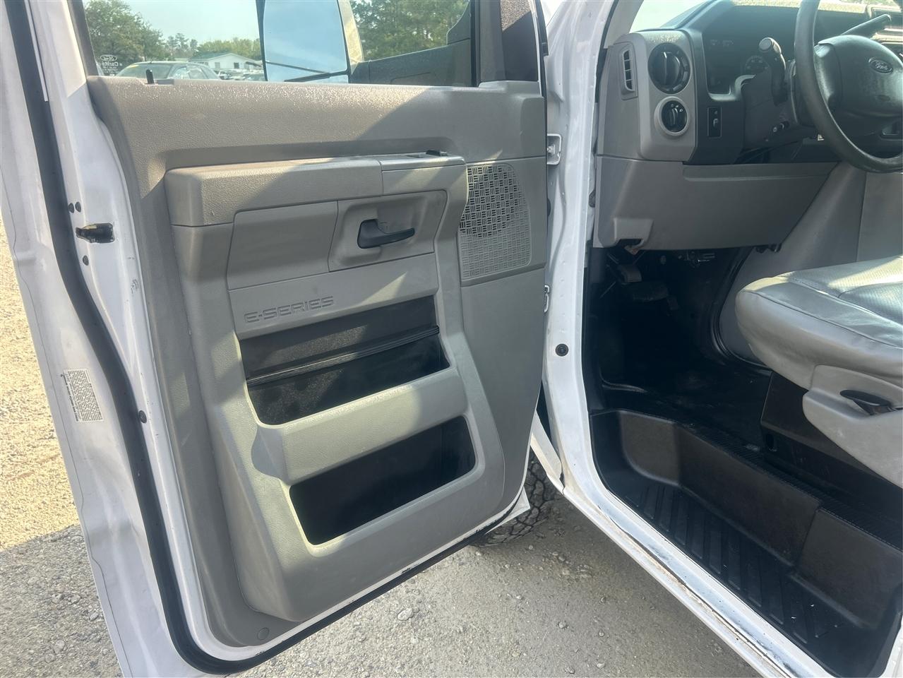 Ford Econoline E350 2017