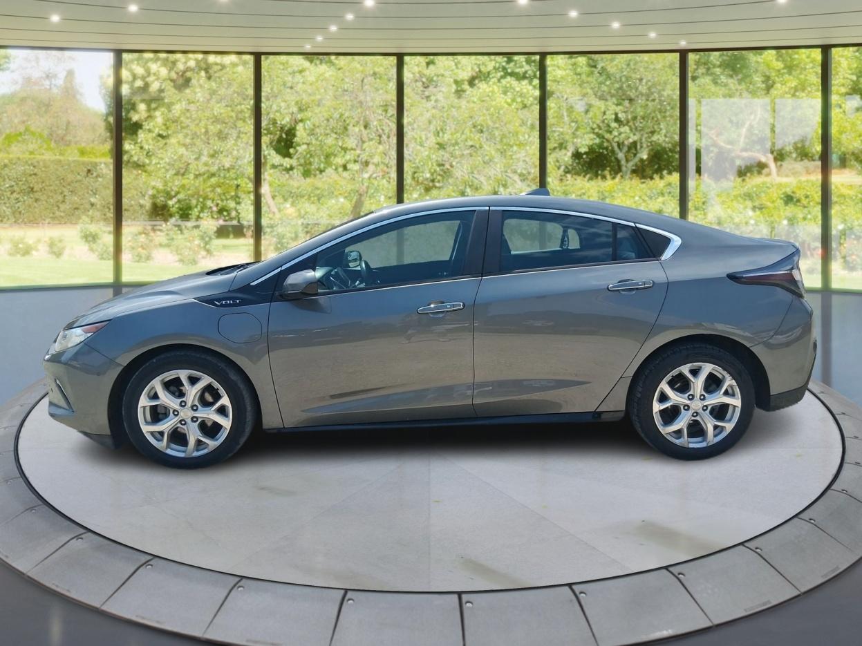 Chevrolet Volt Premier w/ Standard Emission Package 2017
