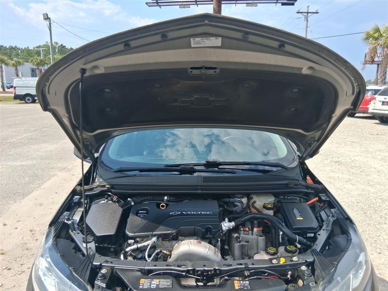 Chevrolet Volt Premier w/ Standard Emission Package 2017