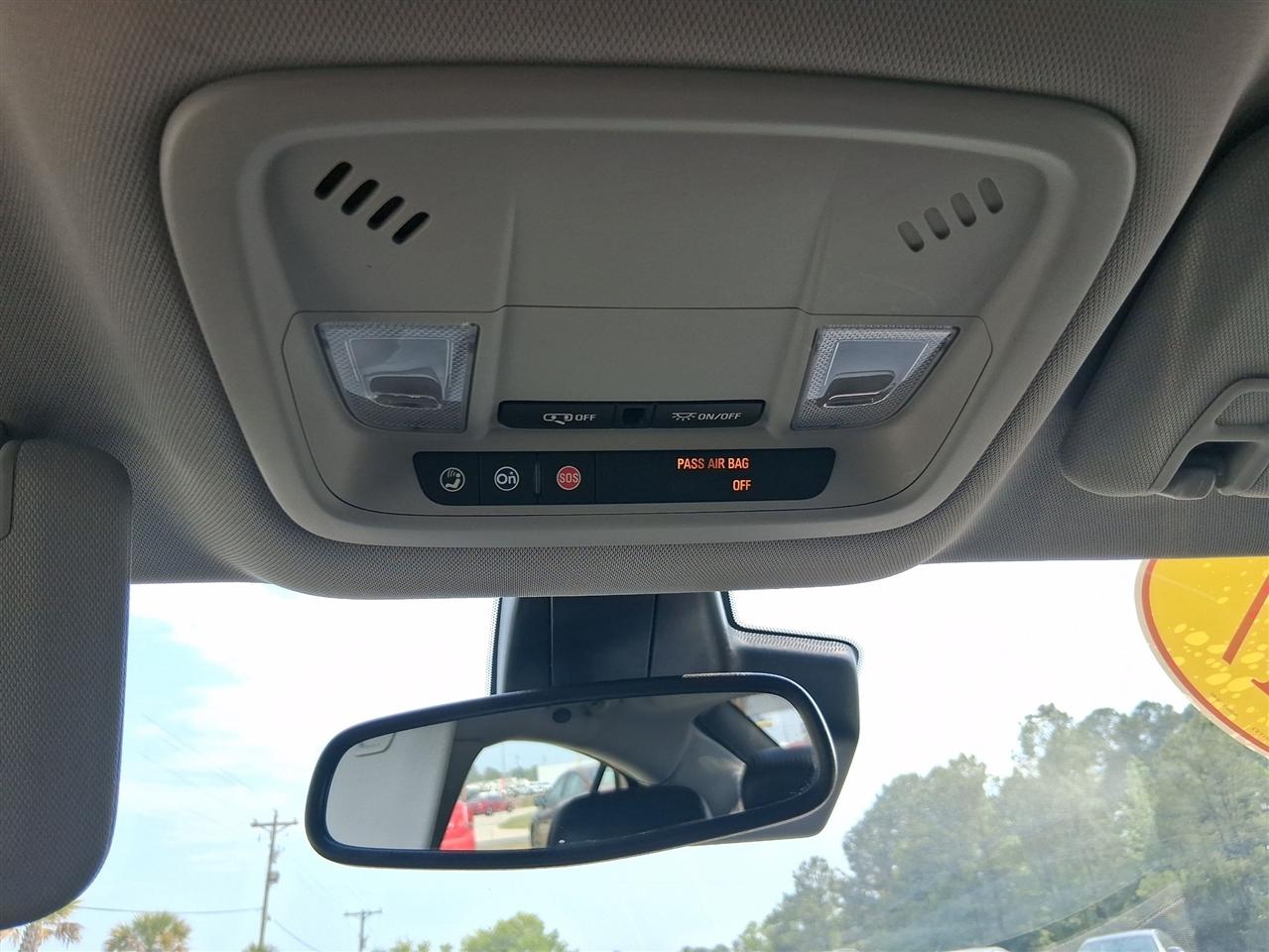 Chevrolet Volt Premier w/ Standard Emission Package 2017