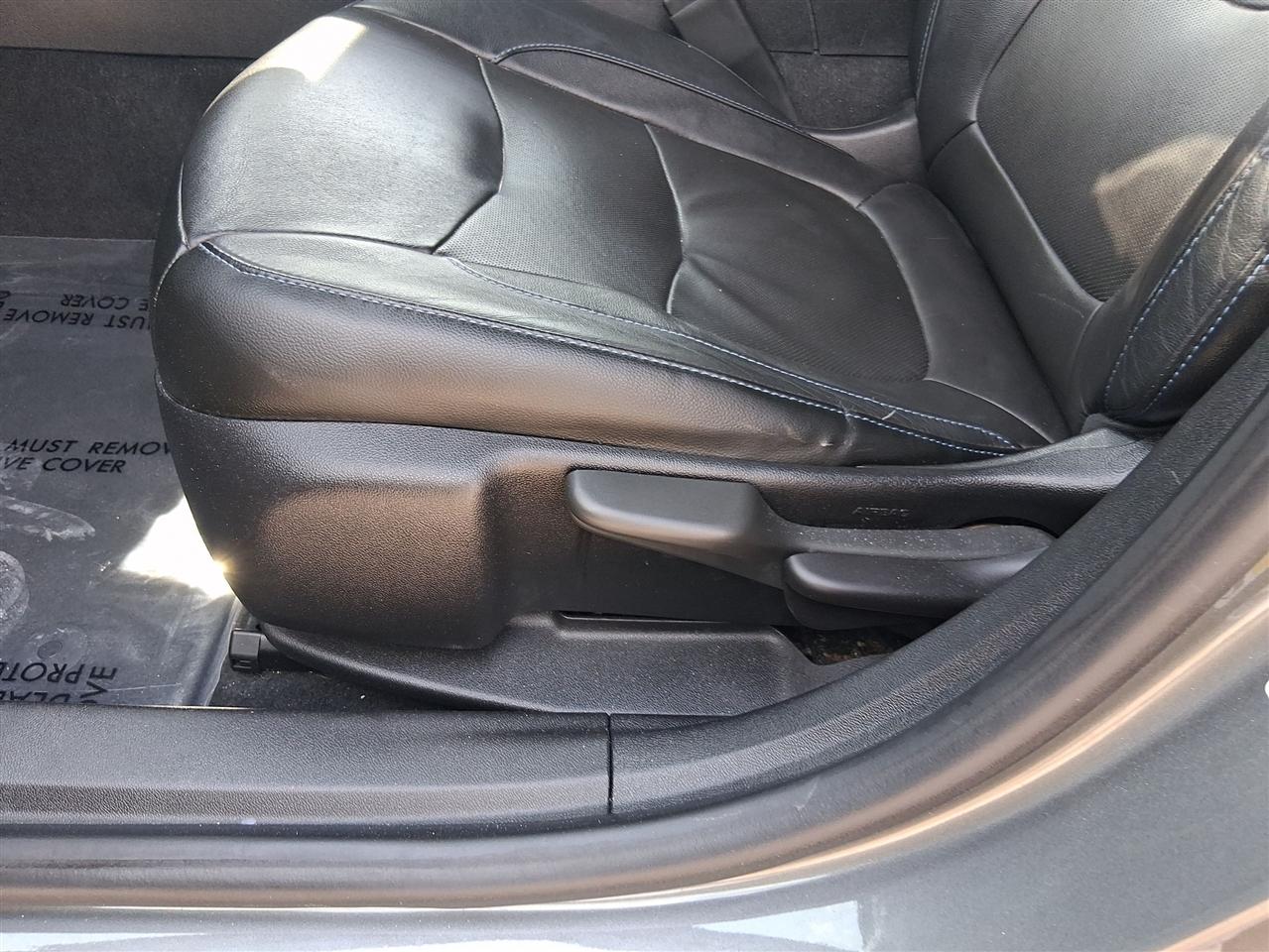 Chevrolet Volt Premier w/ Standard Emission Package 2017