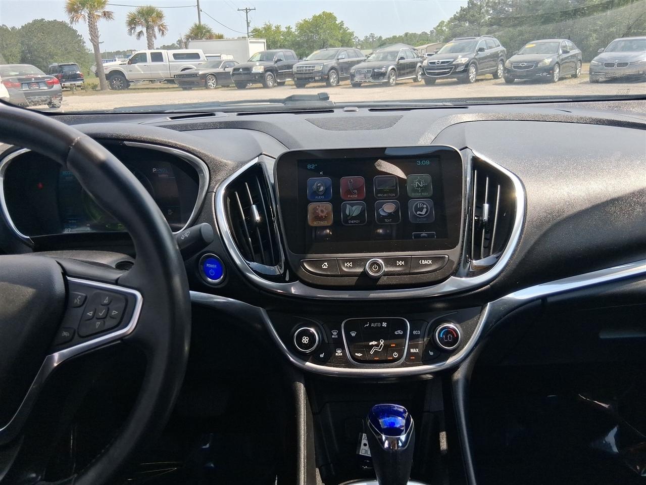 Chevrolet Volt Premier w/ Standard Emission Package 2017