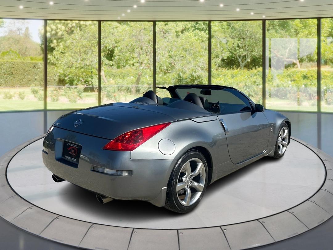 Nissan 350Z Enthusiast Roadster 2006