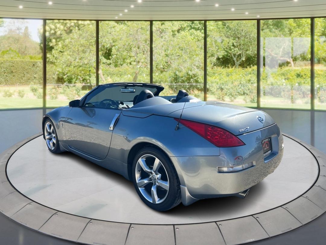 Nissan 350Z Enthusiast Roadster 2006