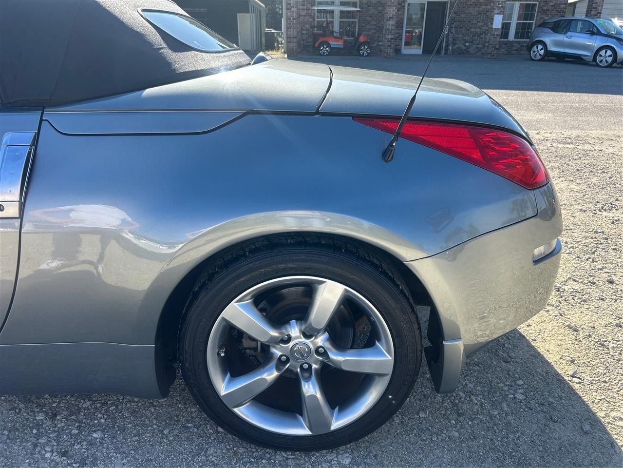 Nissan 350Z Enthusiast Roadster 2006