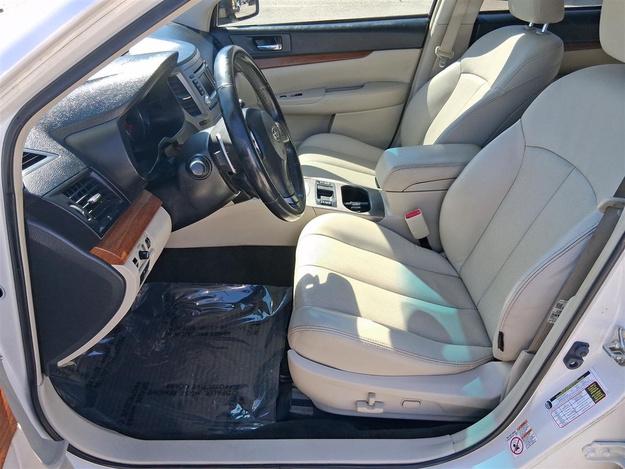 Subaru Outback 2.5i Limited 2014