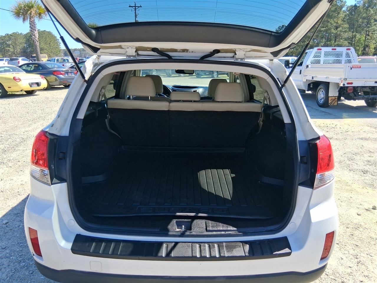 Subaru Outback 2.5i Limited 2014