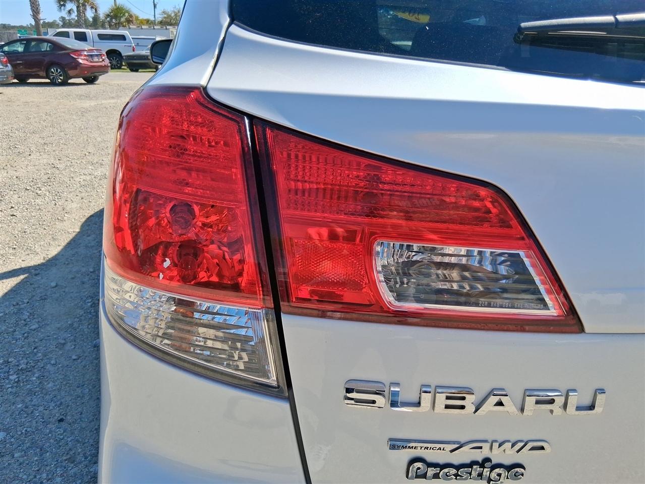 Subaru Outback 2.5i Limited 2014