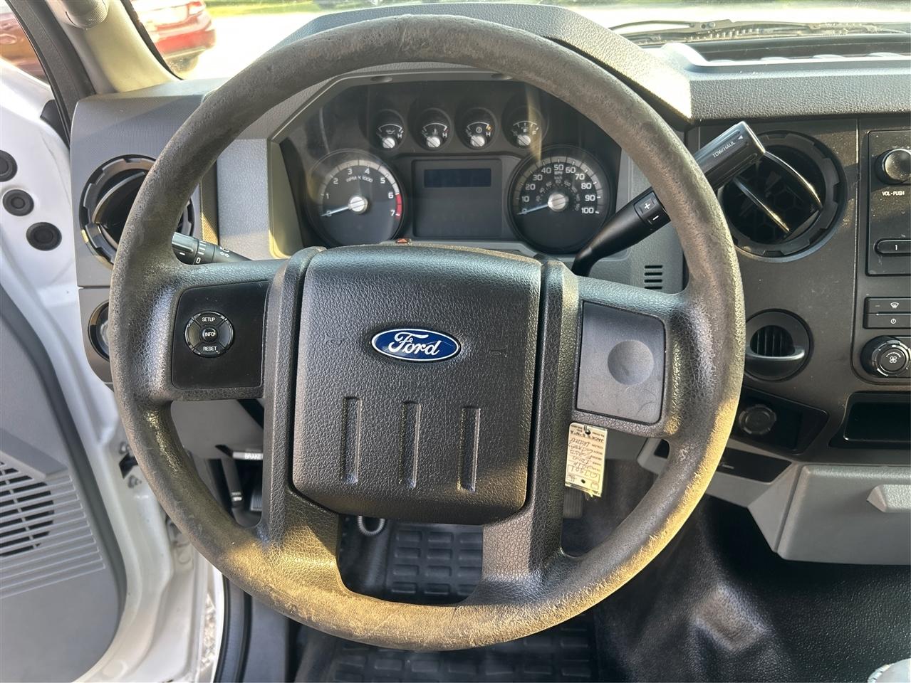 Ford F-250 SD XLT 2WD 2016