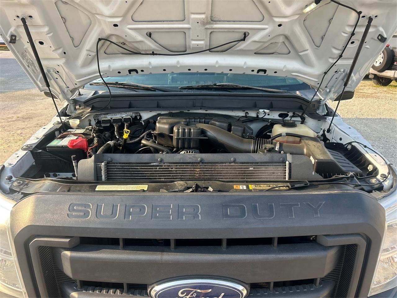 Ford F-250 SD XLT 2WD 2016