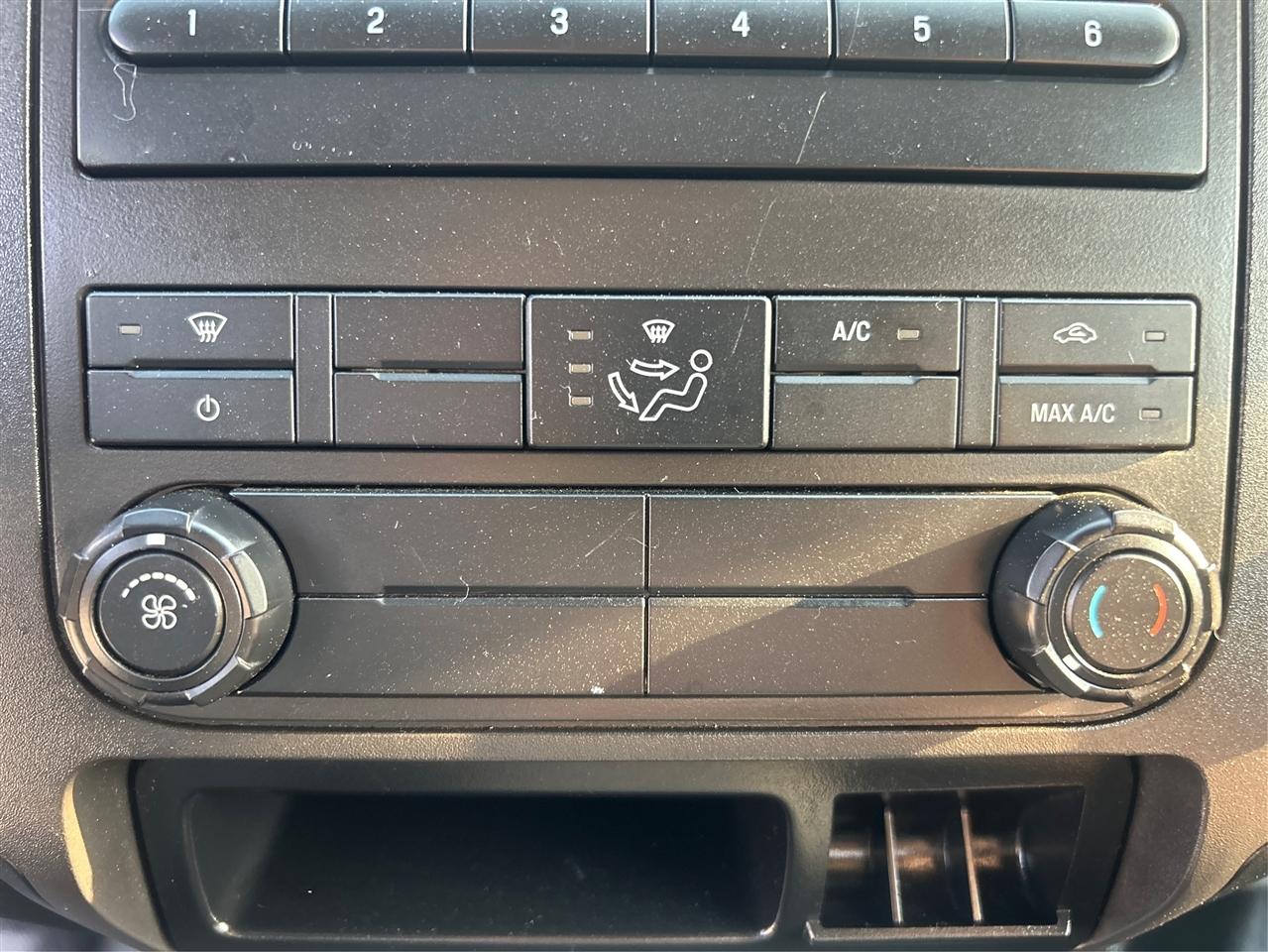 Ford F-250 SD XLT 2WD 2016