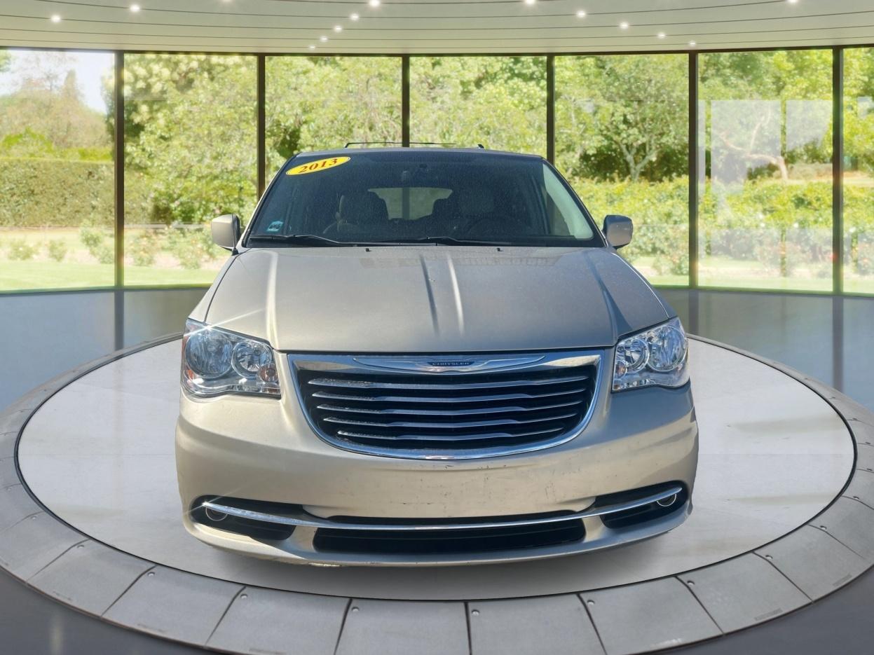 Chrysler Town & Country Touring 2013