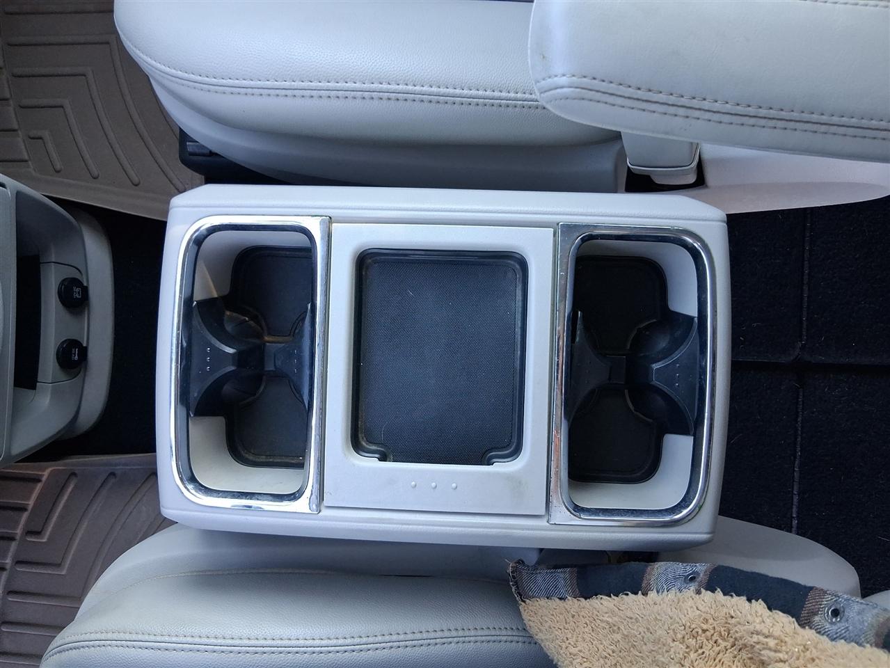 Chrysler Town & Country Touring 2013