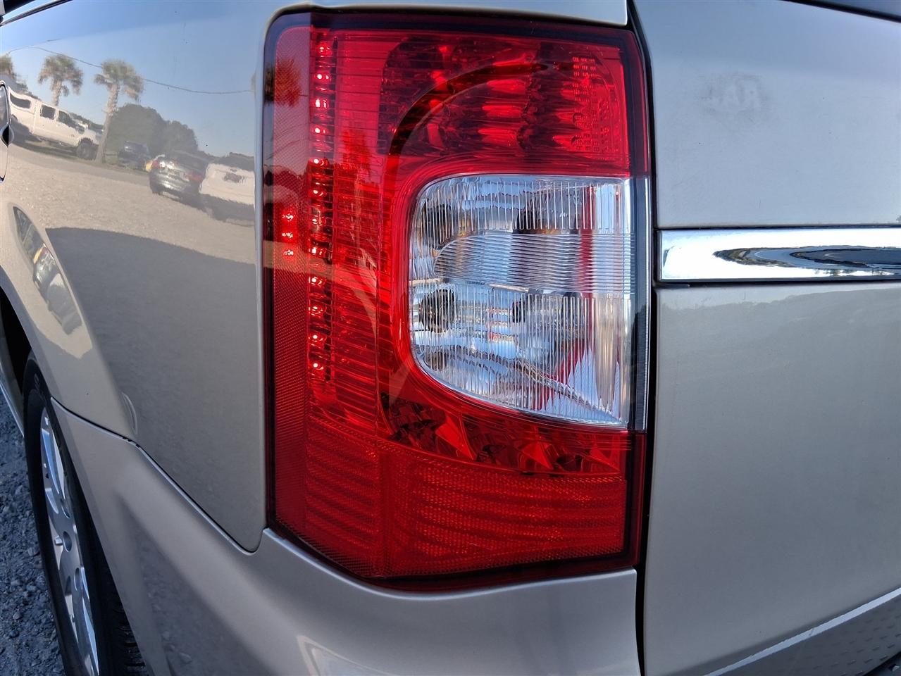 Chrysler Town & Country Touring 2013