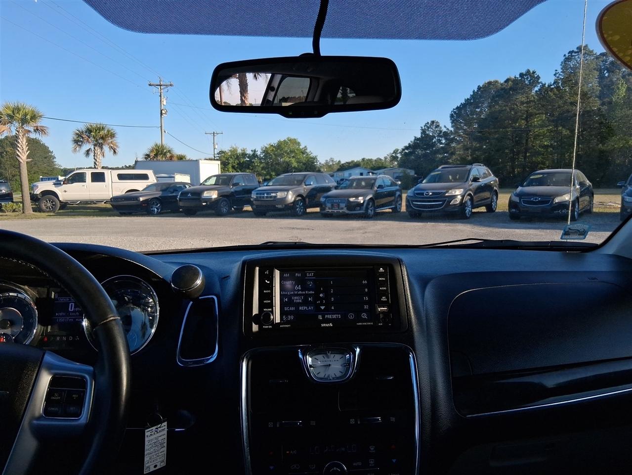 Chrysler Town & Country Touring 2013