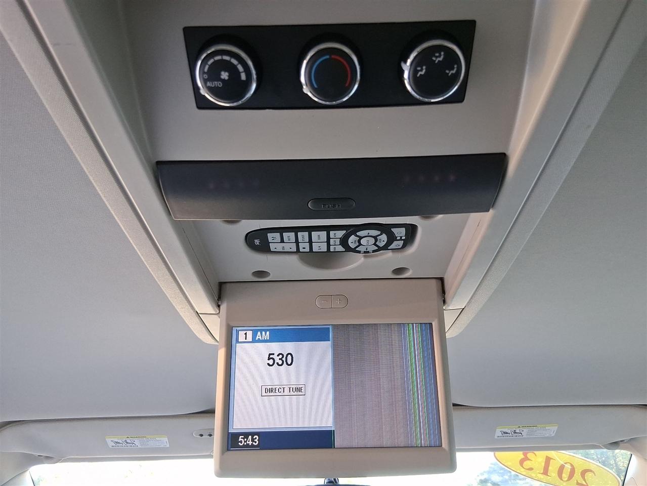Chrysler Town & Country Touring 2013