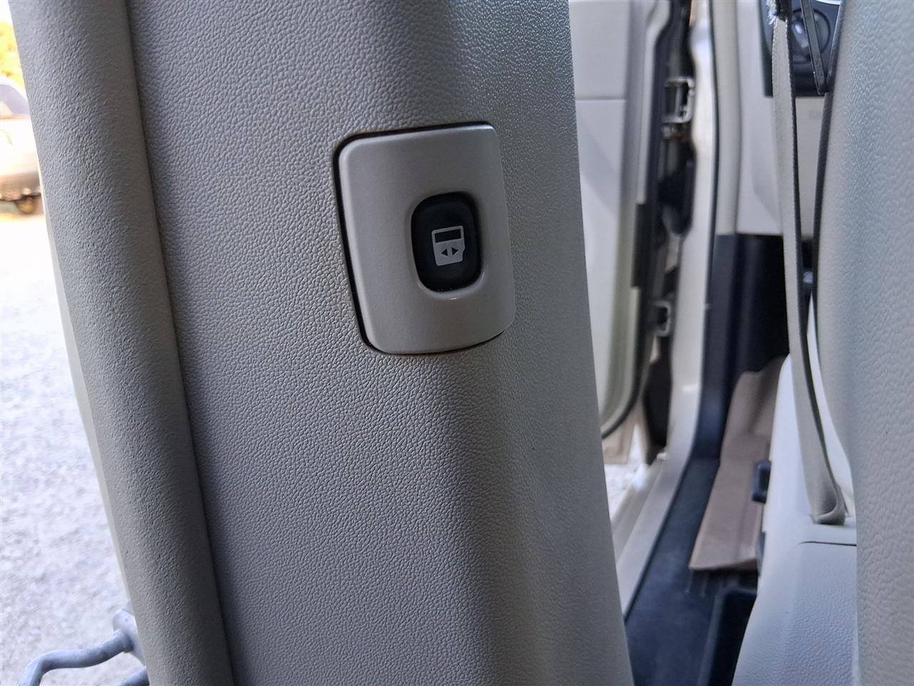 Chrysler Town & Country Touring 2013