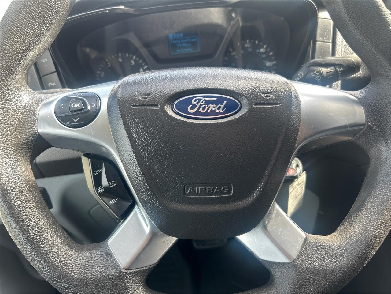 Ford Transit 250 Van Low Roof w/Sliding Pass. 148-in. WB 2018