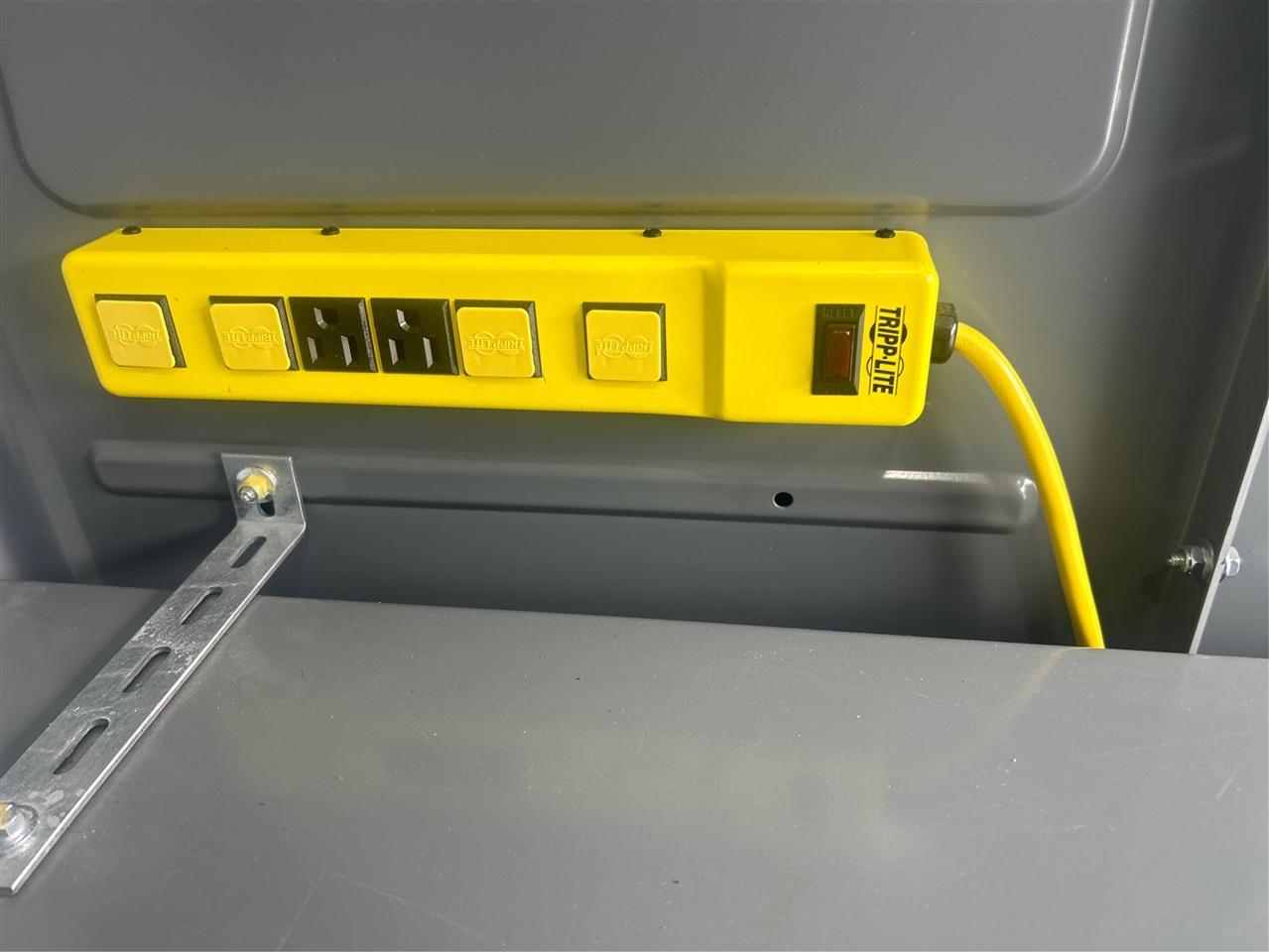 Ford Transit 250 Van Low Roof w/Sliding Pass. 148-in. WB 2018