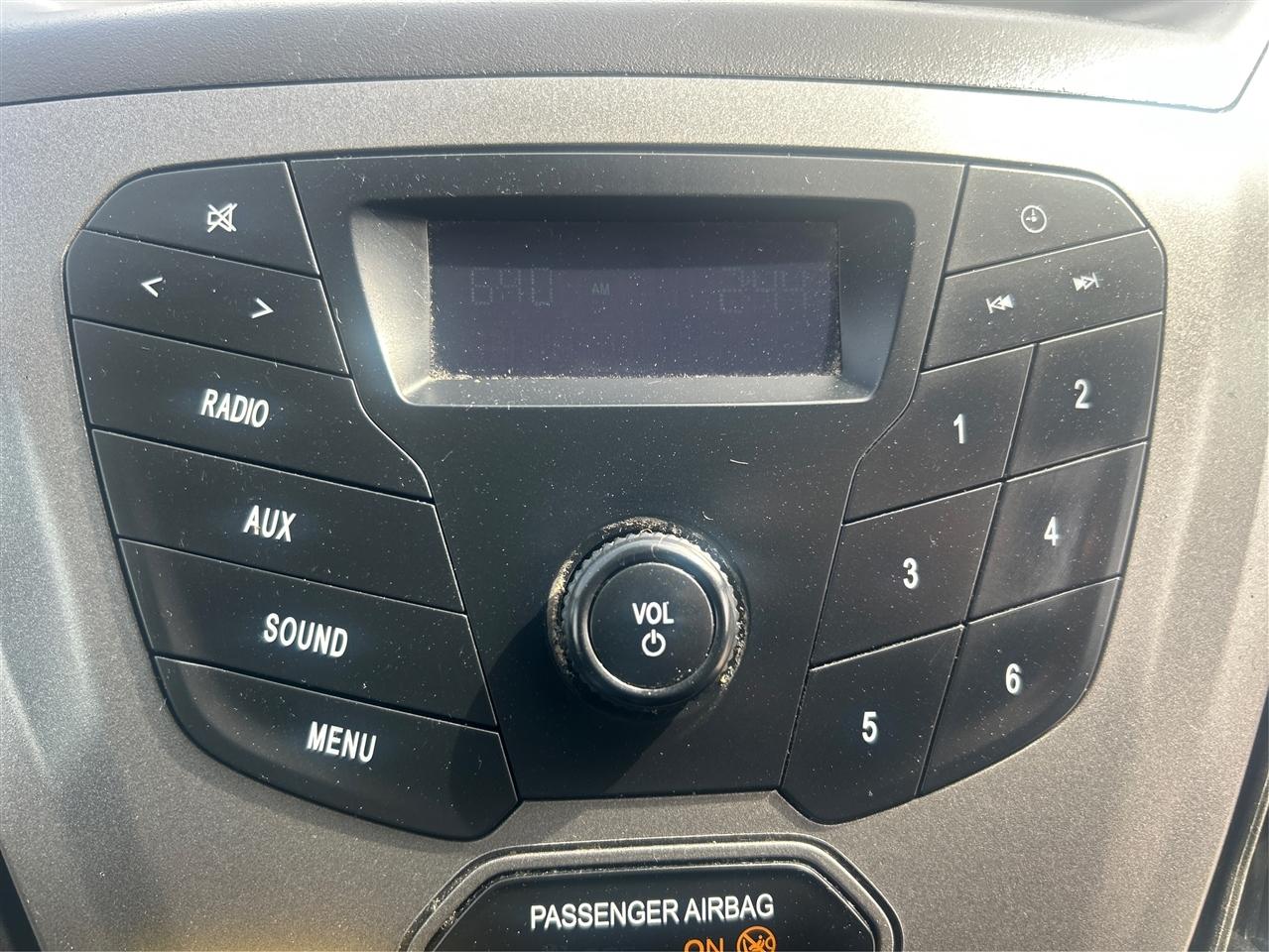 Ford Transit 250 Van Low Roof w/Sliding Pass. 148-in. WB 2018