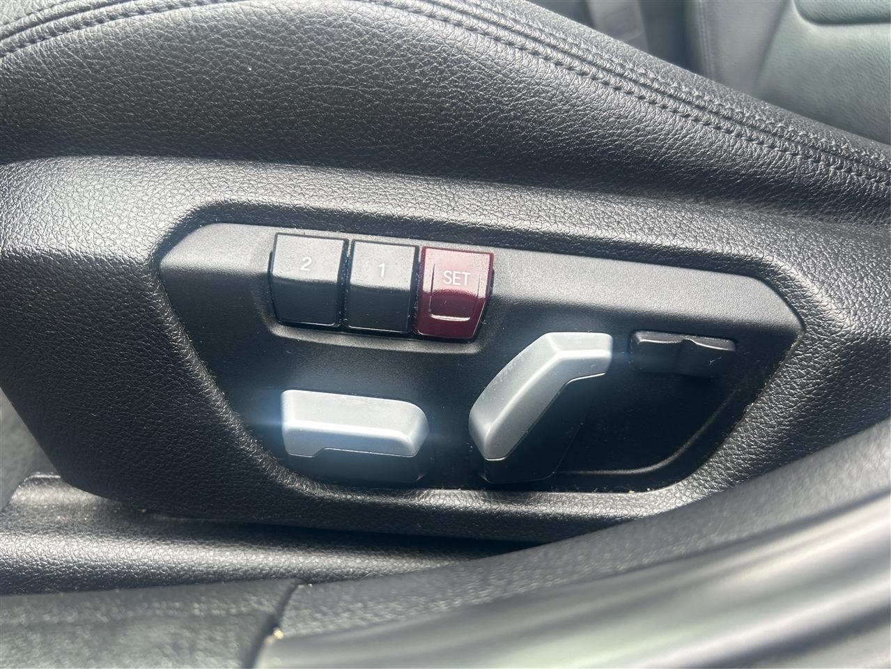 BMW 3-Series 328i SULEV 2016