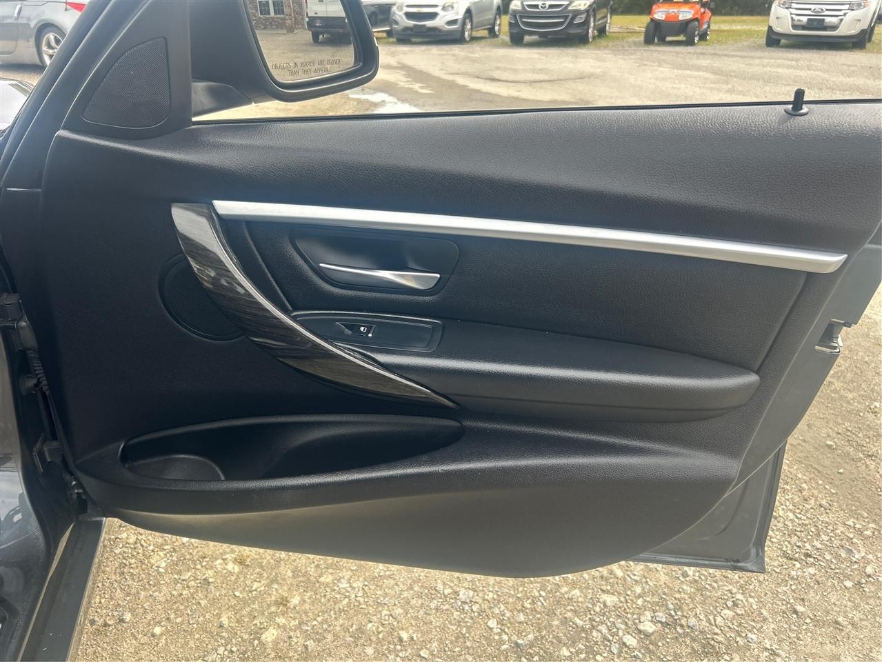 BMW 3-Series 328i SULEV 2016