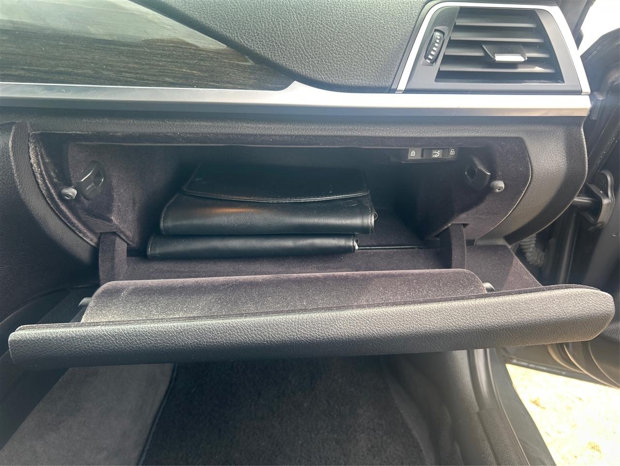 BMW 3-Series 328i SULEV 2016