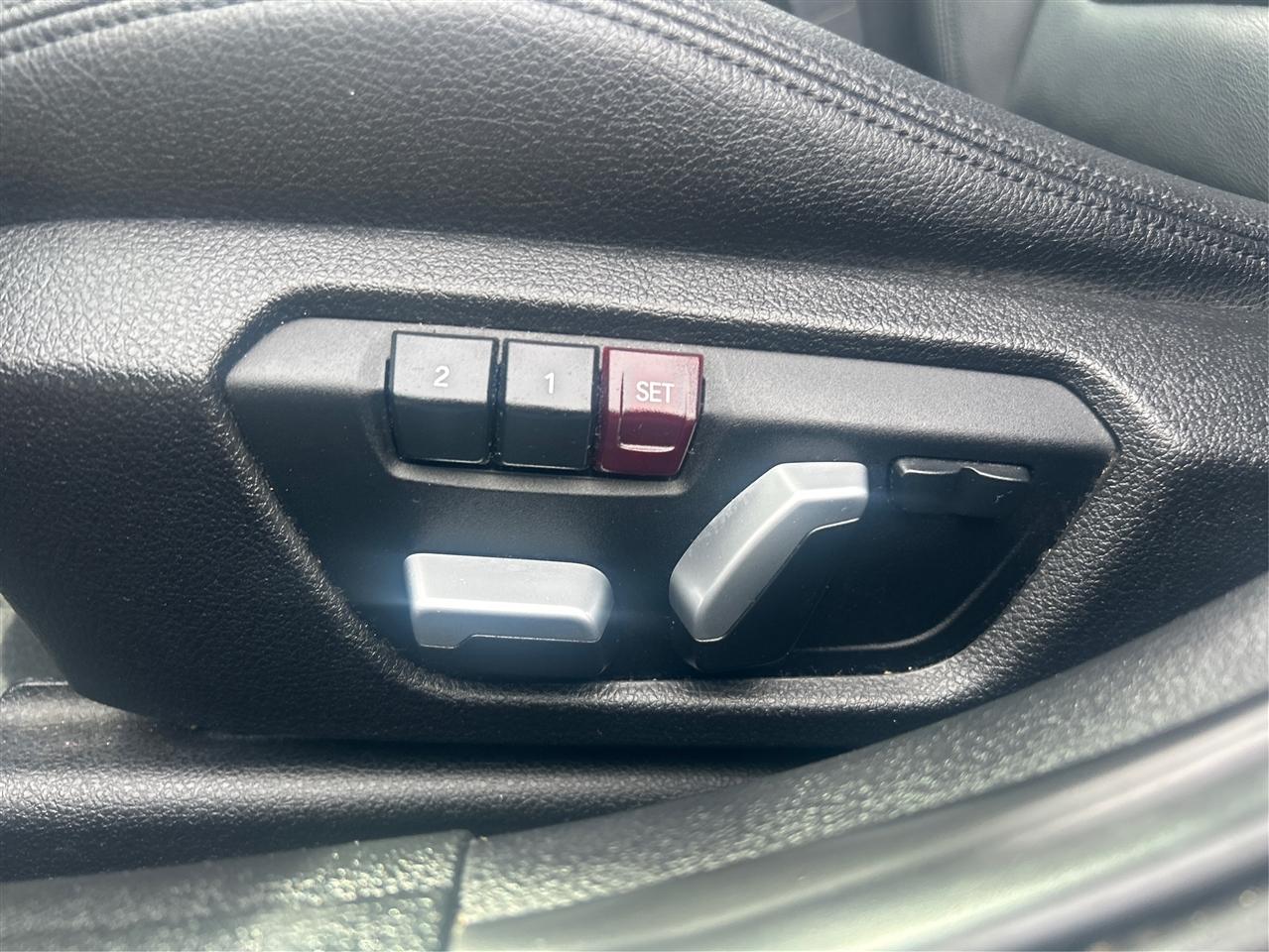 BMW 3-Series 328i SULEV 2016