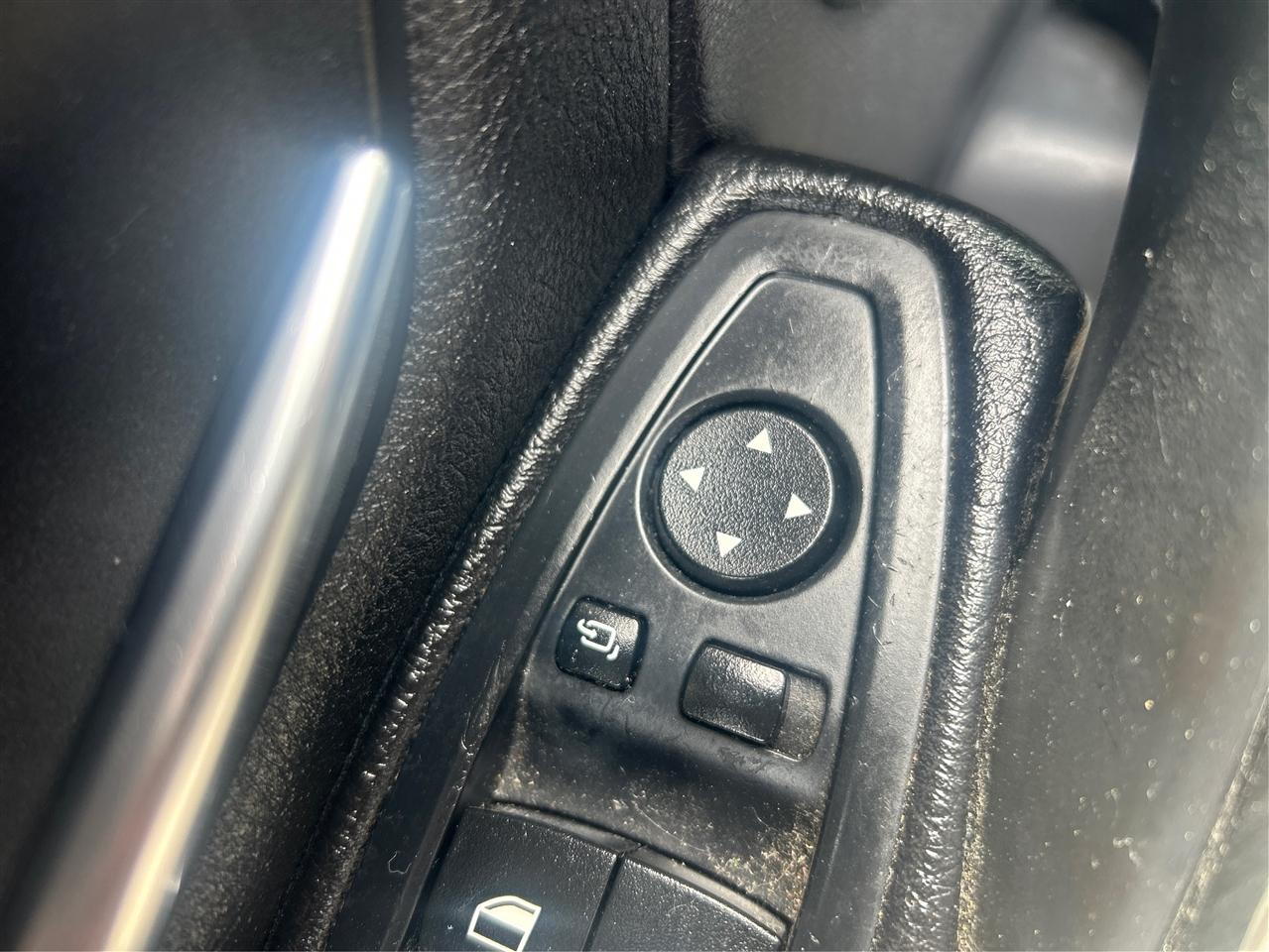 BMW 3-Series 328i SULEV 2016