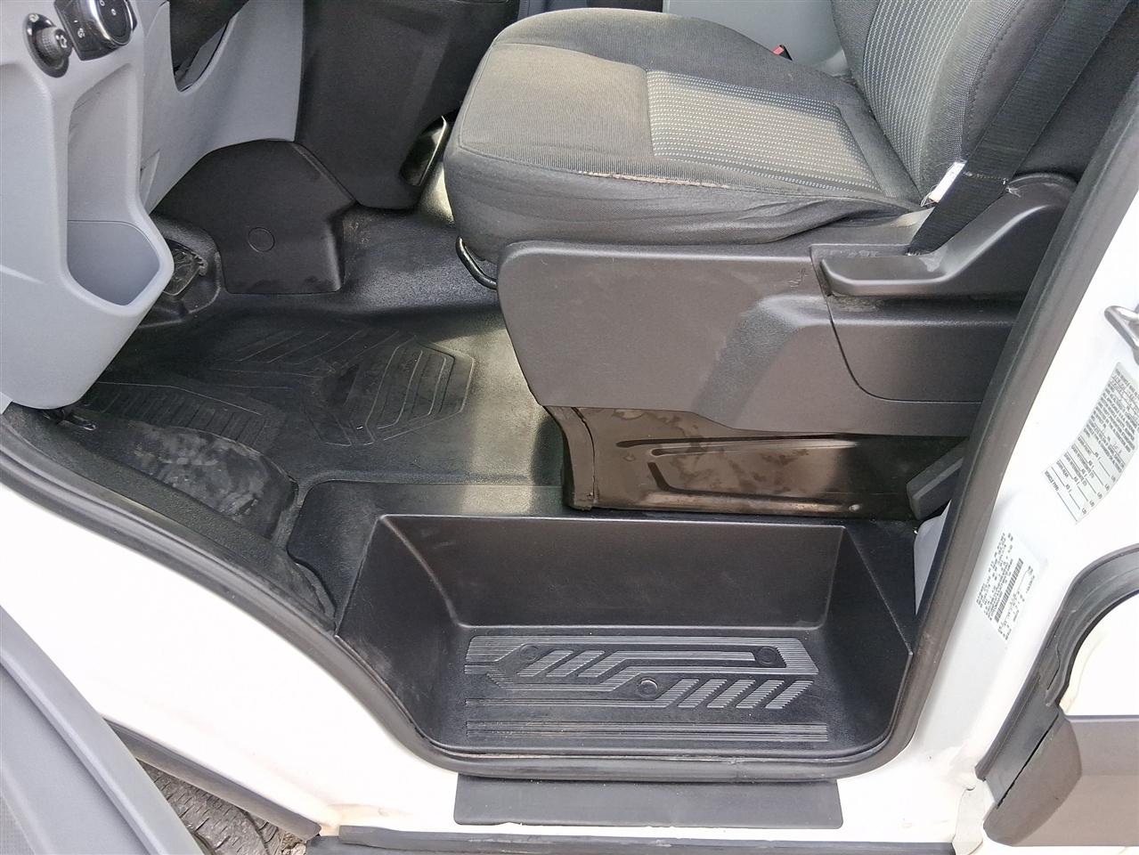 Ford Transit 150 Van Low Roof 60/40 Pass. 130-in. WB 2019