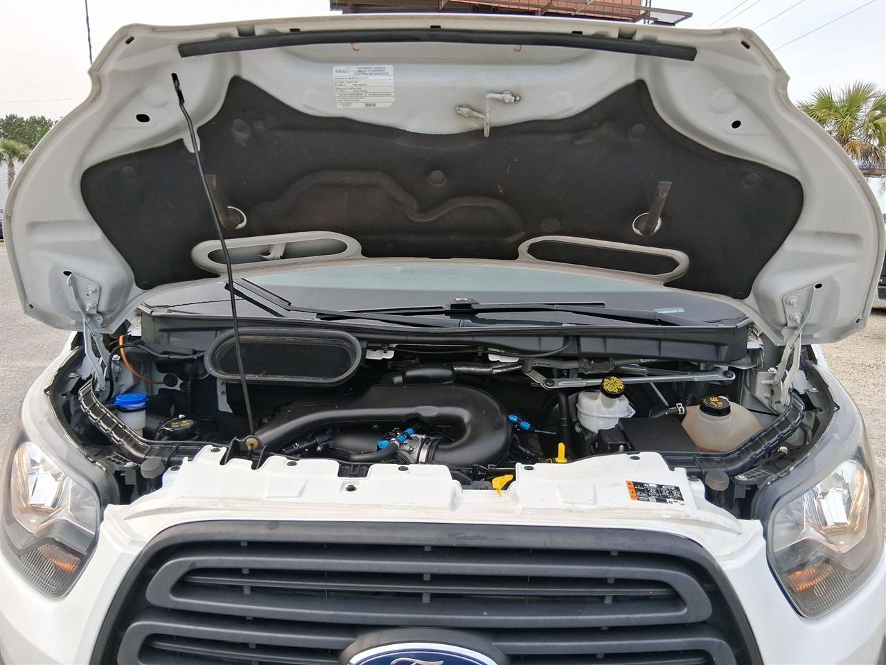 Ford Transit 150 Van Low Roof 60/40 Pass. 130-in. WB 2019