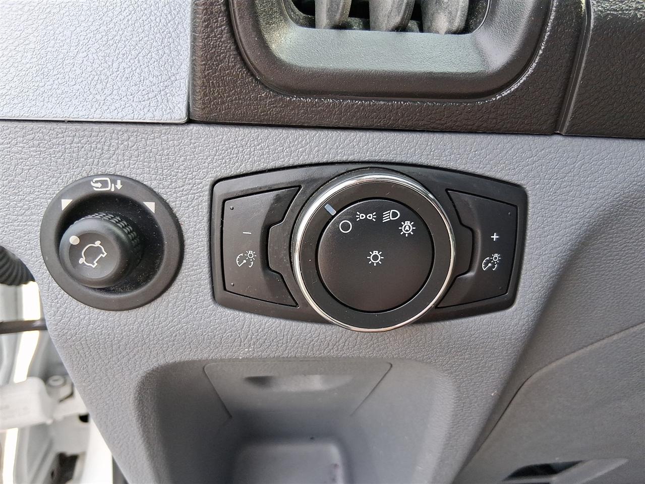 Ford Transit 150 Van Low Roof 60/40 Pass. 130-in. WB 2019