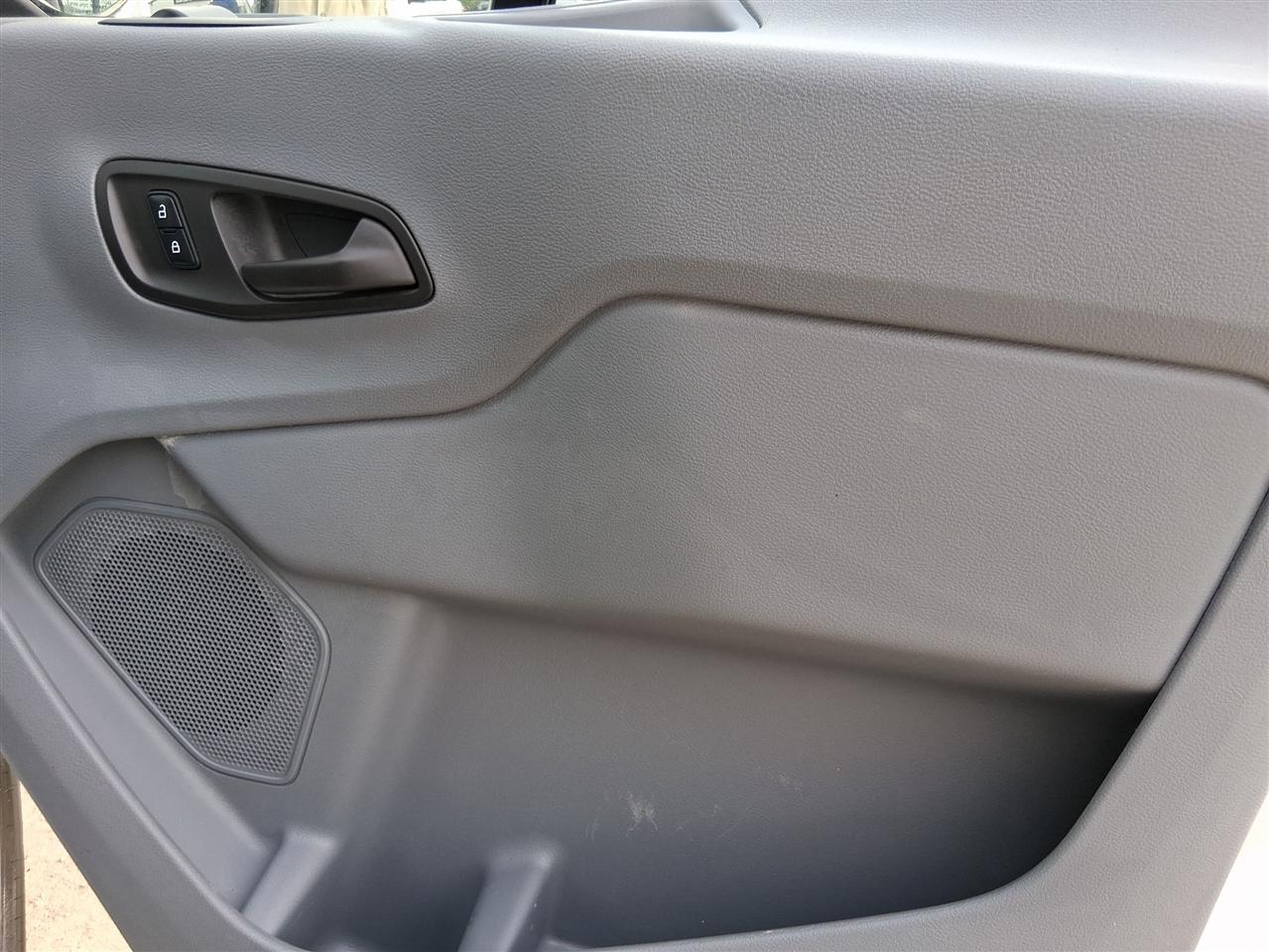 Ford Transit 150 Van Low Roof 60/40 Pass. 130-in. WB 2019