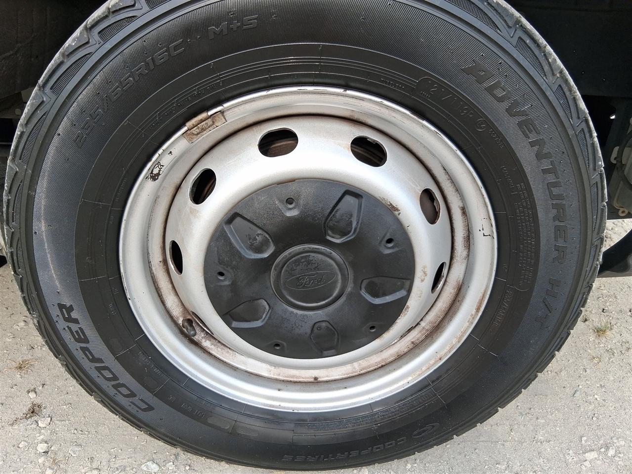 Ford Transit 150 Van Low Roof 60/40 Pass. 130-in. WB 2019