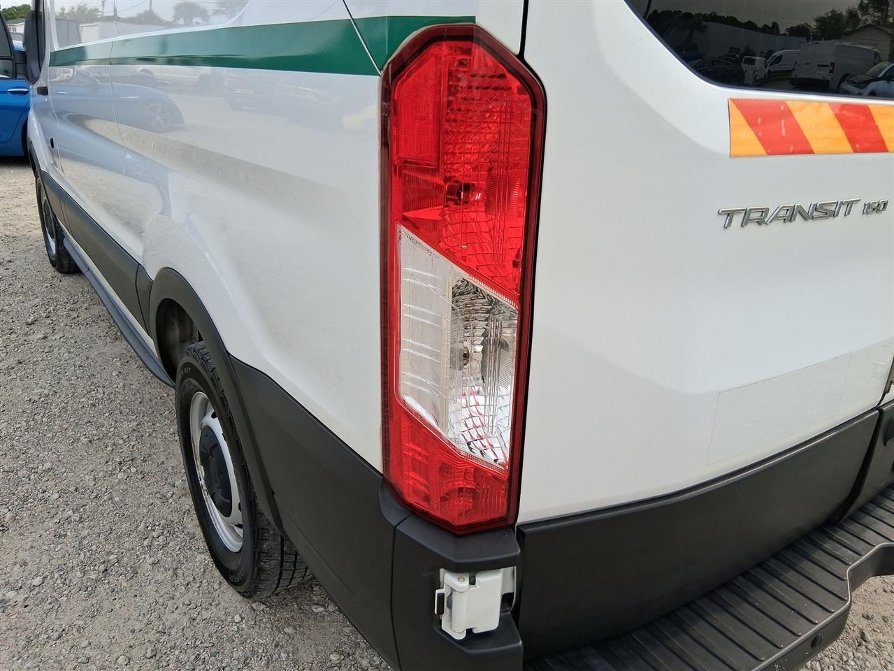 Ford Transit 150 Van Low Roof 60/40 Pass. 130-in. WB 2019