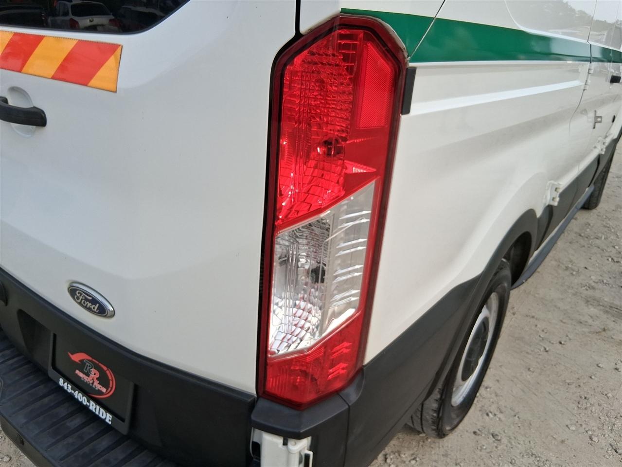 Ford Transit 150 Van Low Roof 60/40 Pass. 130-in. WB 2019