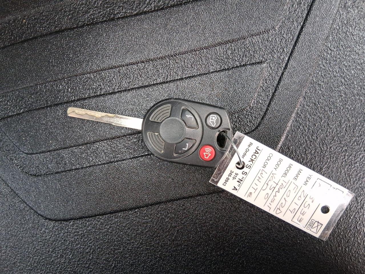 Ford Transit 150 Van Low Roof 60/40 Pass. 130-in. WB 2019