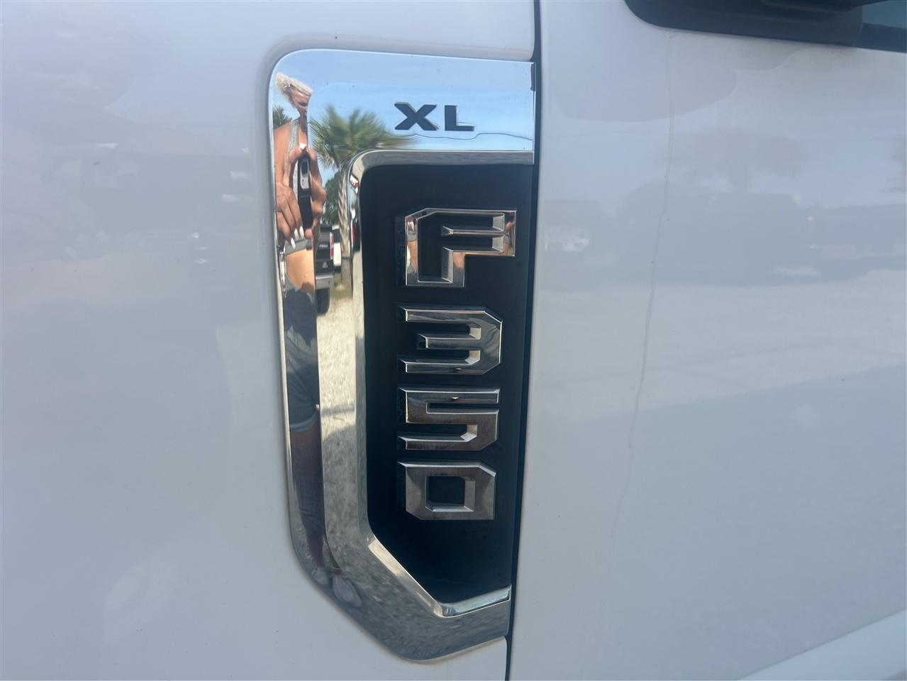 Ford F-350 SD XLT 2WD 2019