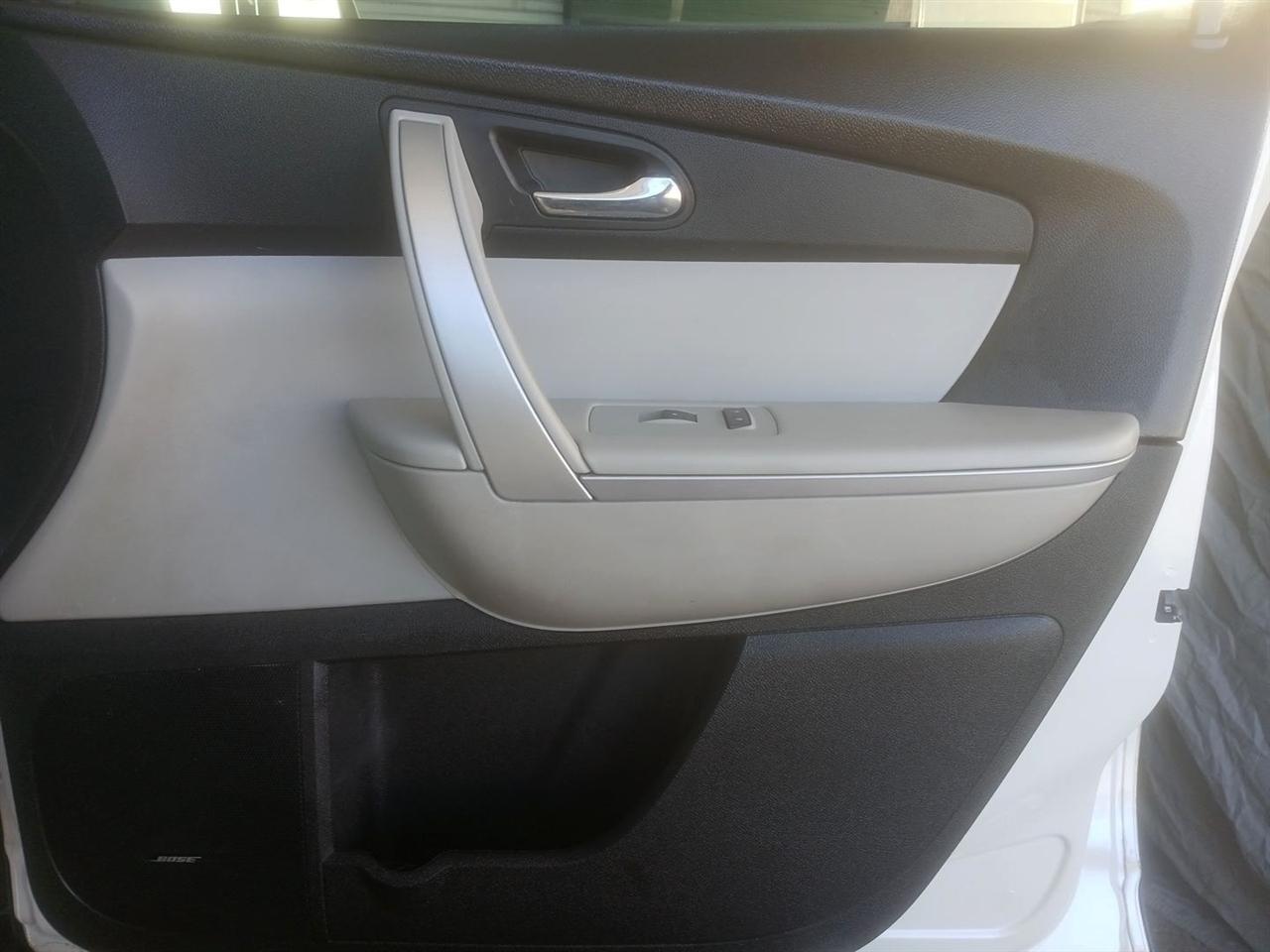 GMC Acadia SLT-1 FWD 2012