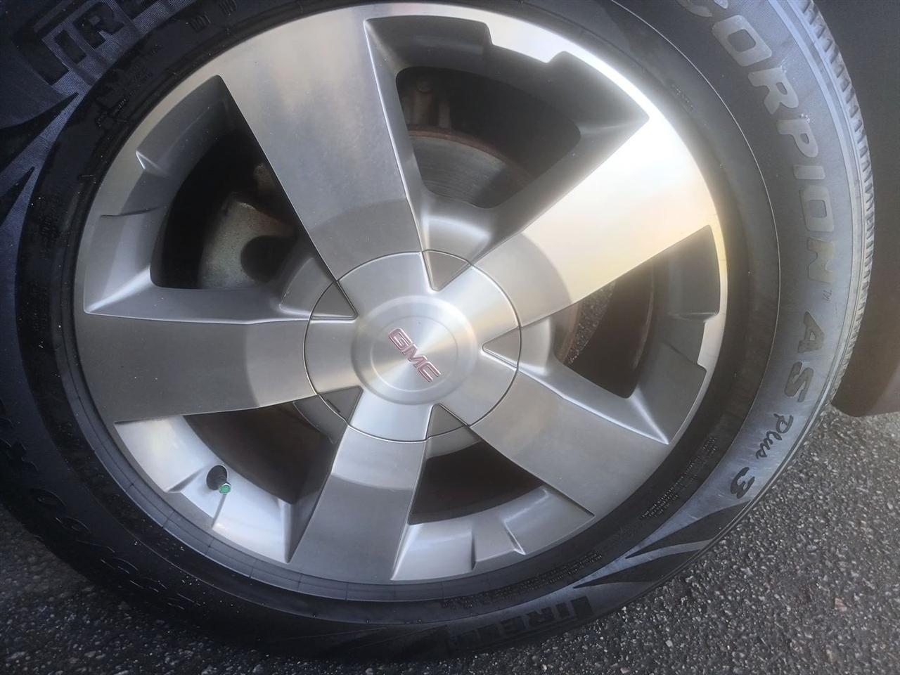 GMC Acadia SLT-1 FWD 2012