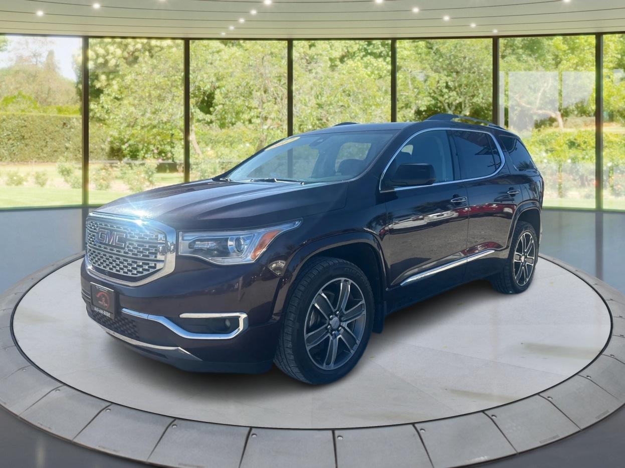 GMC Acadia Denali AWD 2017