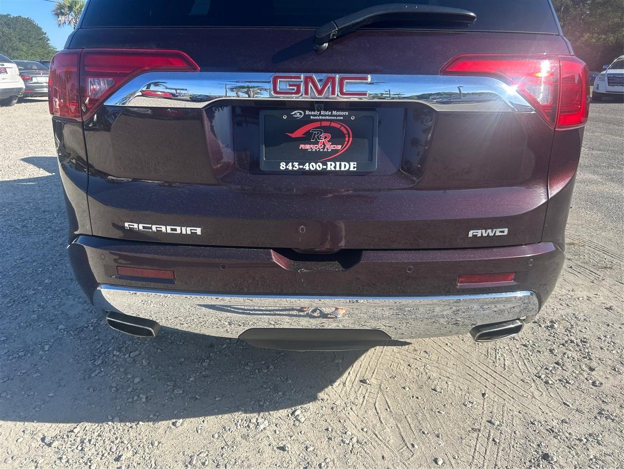 GMC Acadia Denali AWD 2017