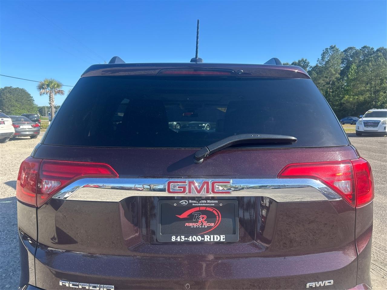 GMC Acadia Denali AWD 2017