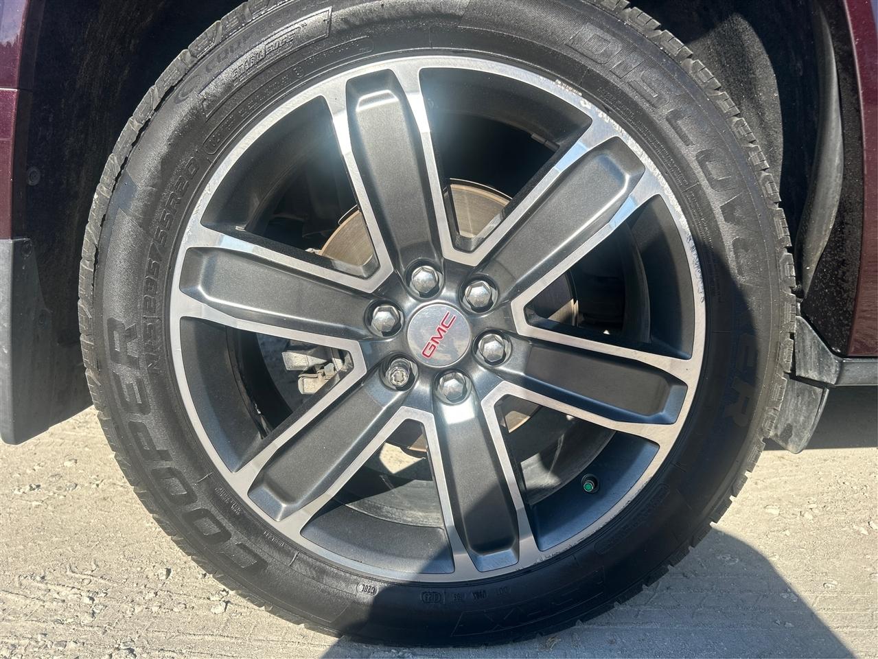 GMC Acadia Denali AWD 2017