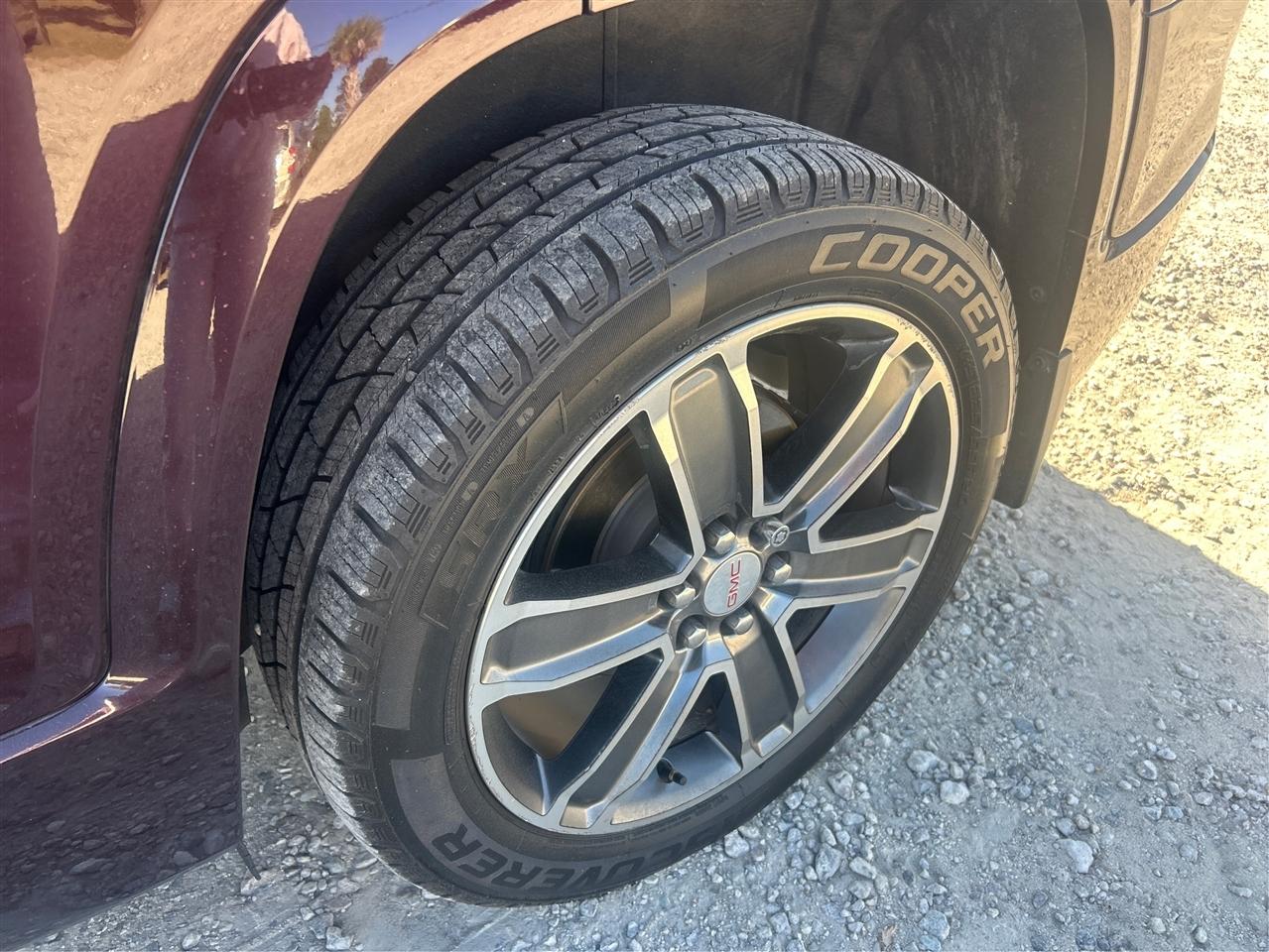 GMC Acadia Denali AWD 2017