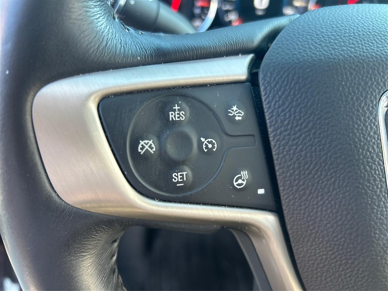 GMC Acadia Denali AWD 2017