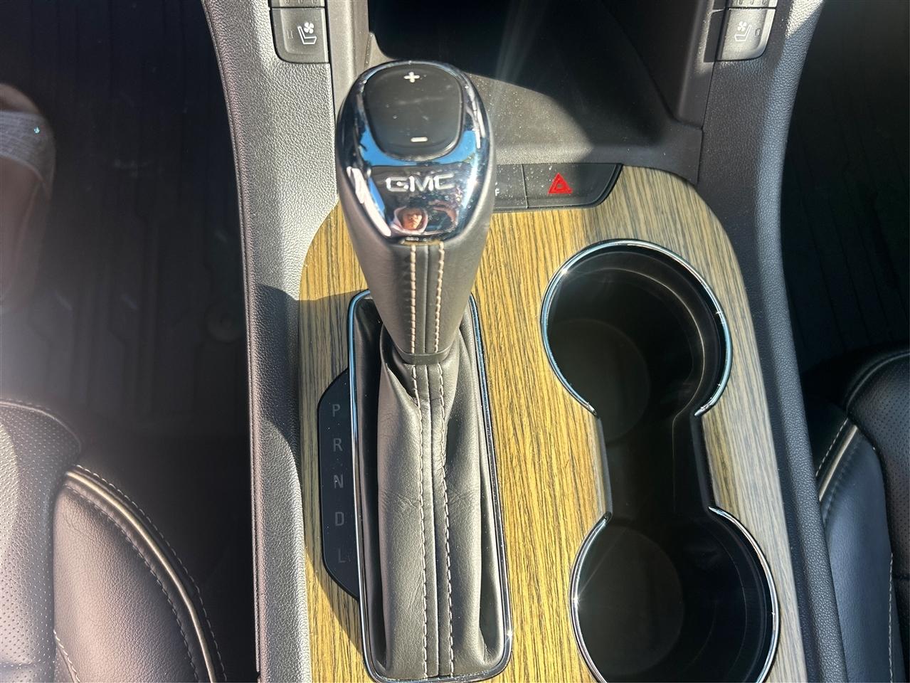 GMC Acadia Denali AWD 2017